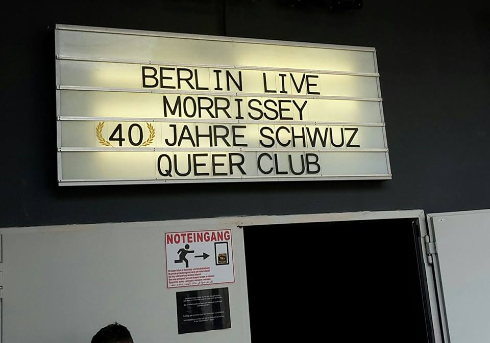 Berlin_live_sign